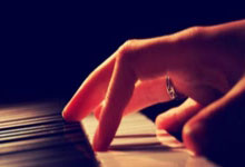 切尔西客场击败了沃特福德，稳步前进