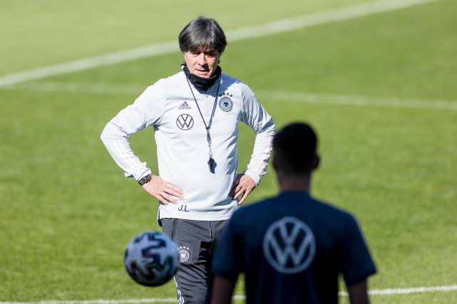 兰花队在欧预赛中遭遇困境,惨遭淘汰的简单介绍 兰花队在欧预赛中遭遇困境,惨遭淘汰的简单介绍