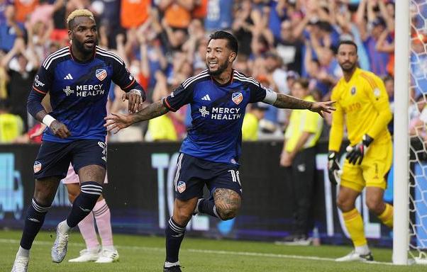 开云体育网站入口-关于无私助攻率队团队逆袭取胜！的信息