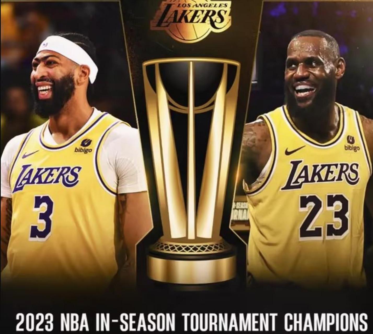 湖人队主场大比分获胜，球迷欢呼